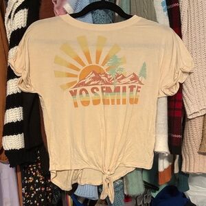NWOT Yosemite Graphic Tie Tee